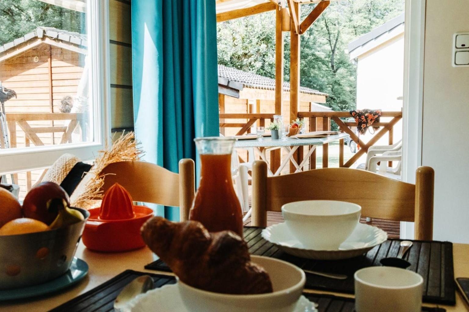 Camping Le Malazeou Wellness Sport Camping Ax-les-Thermes Exterior foto